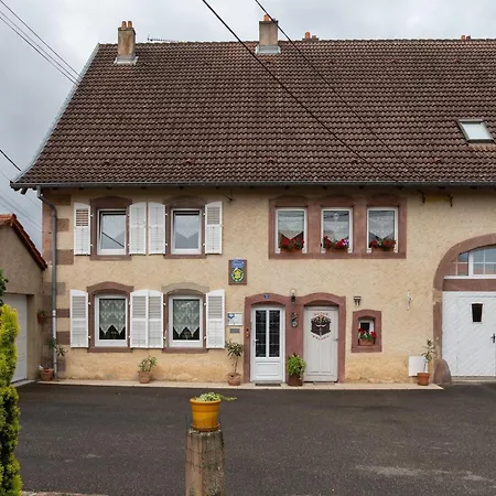 4-bedroom Alsace Retreat, Cleaning Included * Niderviller