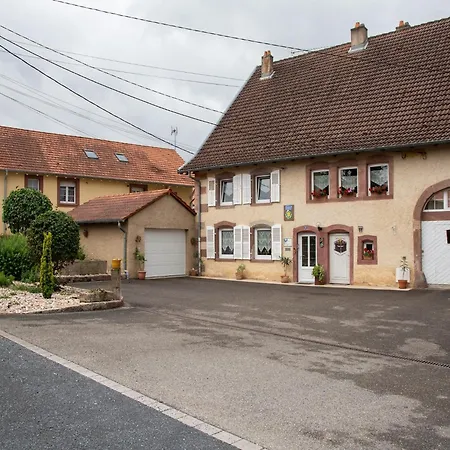 בית נופש 4-bedroom Alsace Retreat, Cleaning Included Niderviller